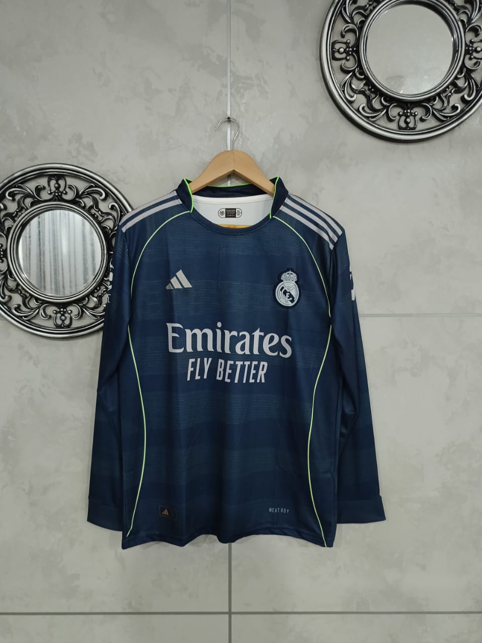 Real Madrid Valverde #8 Jersey (Away Edition)