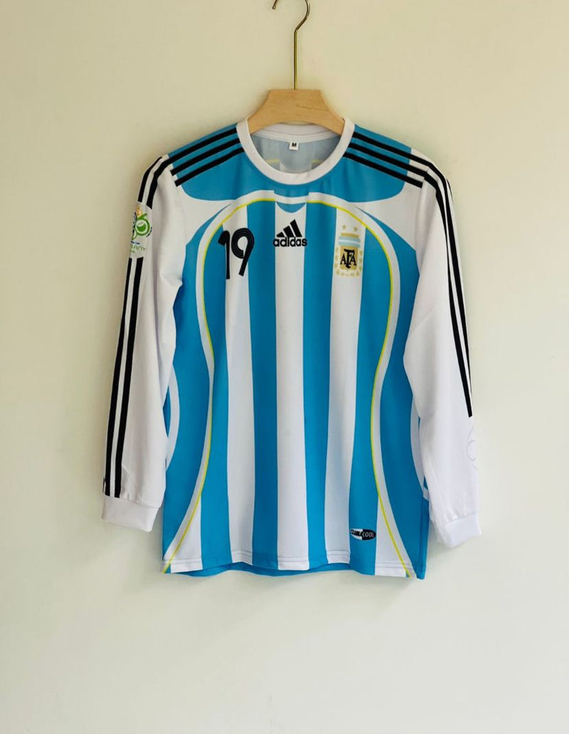 MESSI ARGENTINA HOME KIT 2006 FULL SLEEVE
