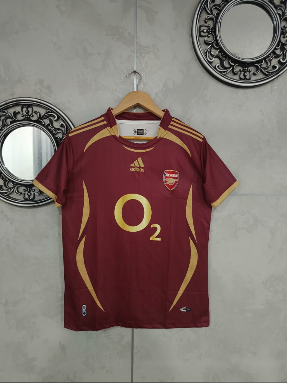 Arsenal 2005/06 Thierry Henry Commemorative Jersey – Burgundy