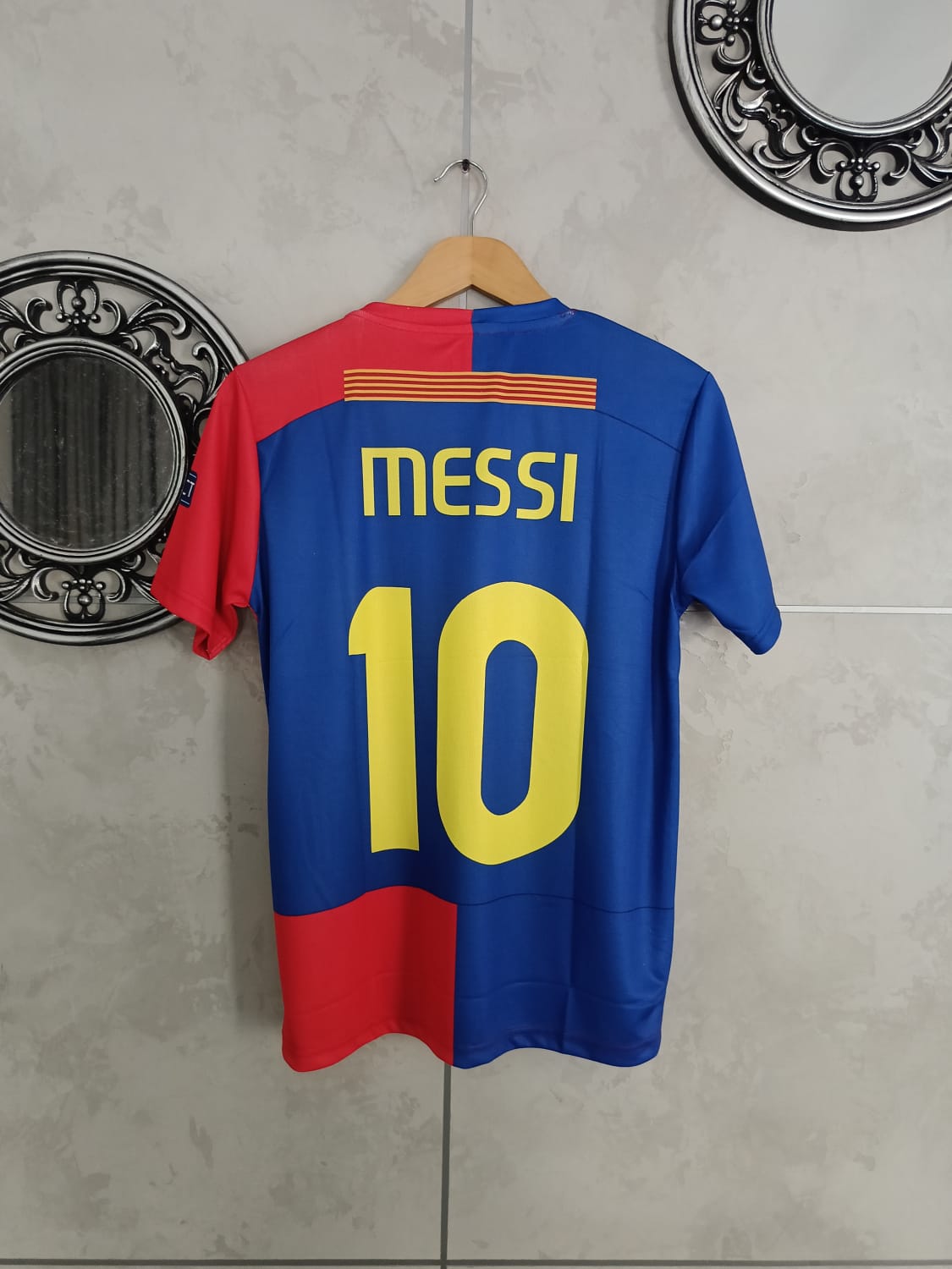 FC Barcelona Messi #10 Jersey – 2009 Final Roma Edition