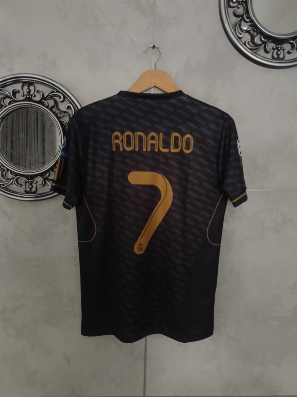 Real Madrid Ronaldo #7 Jersey – Bwin Black & Gold Edition