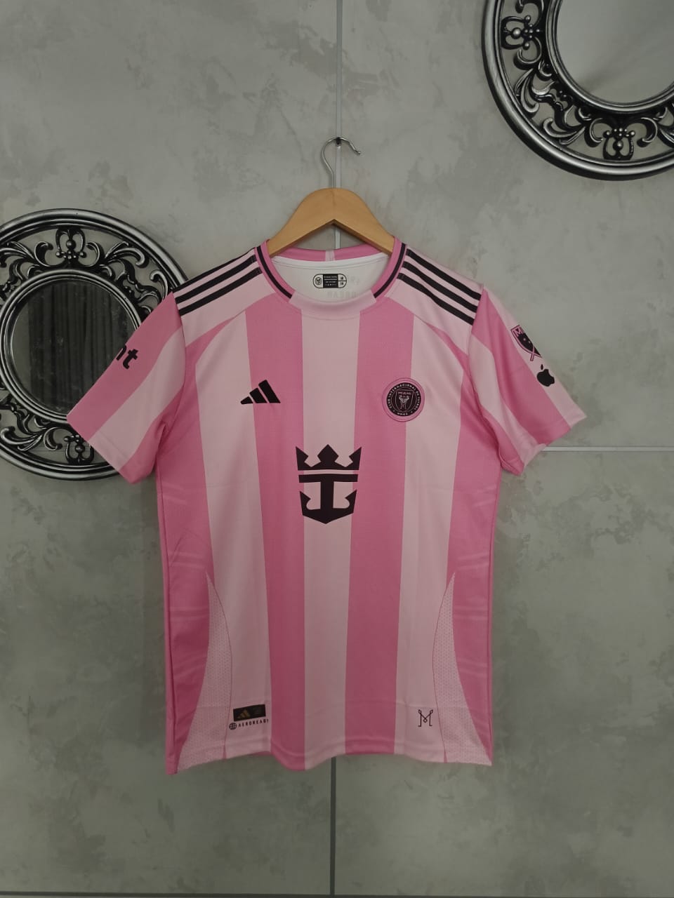 Inter Miami Messi #10 Jersey – Iconic Pink Edition