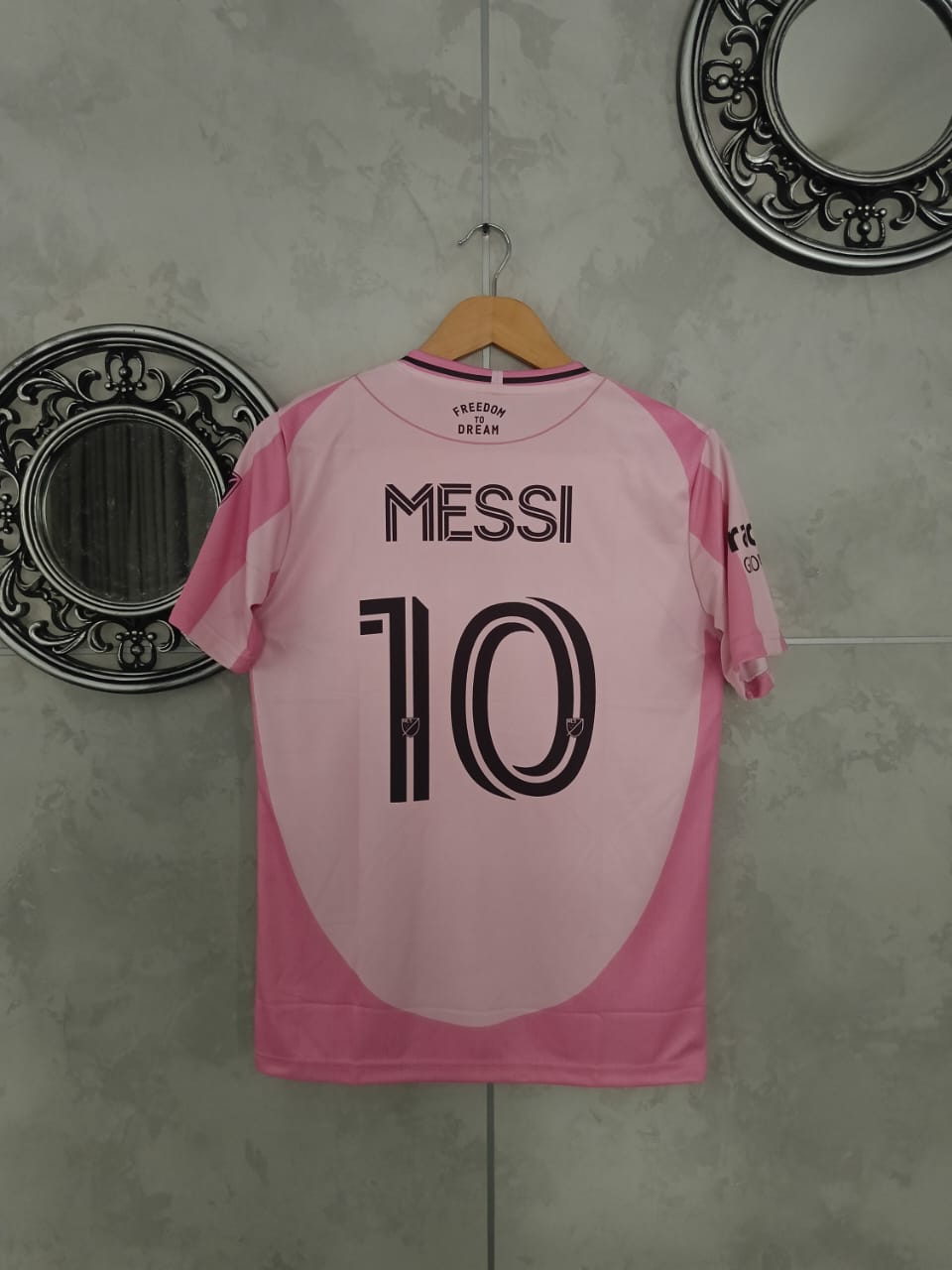 Inter Miami Messi #10 Jersey – Iconic Pink Edition