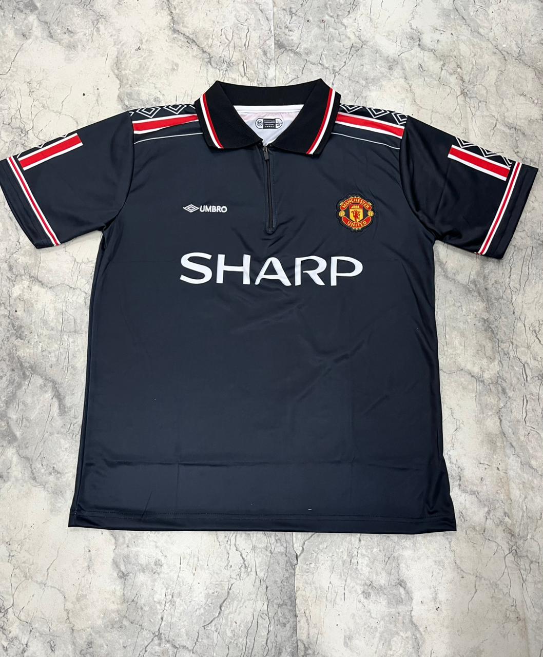 Manchester United Black Retro Sharp Fan Jersey