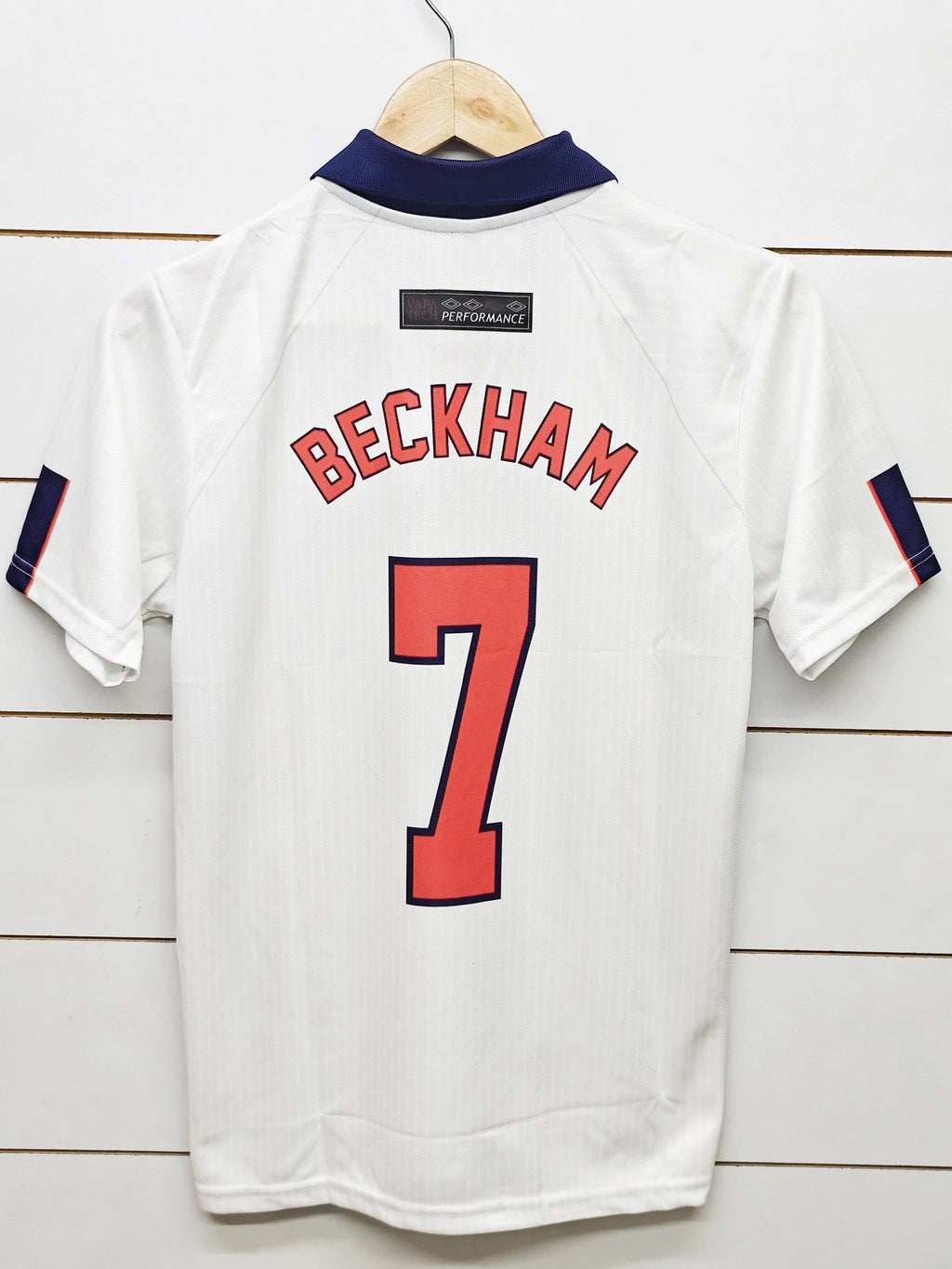 BECKHAM ENGLAND JERSEY