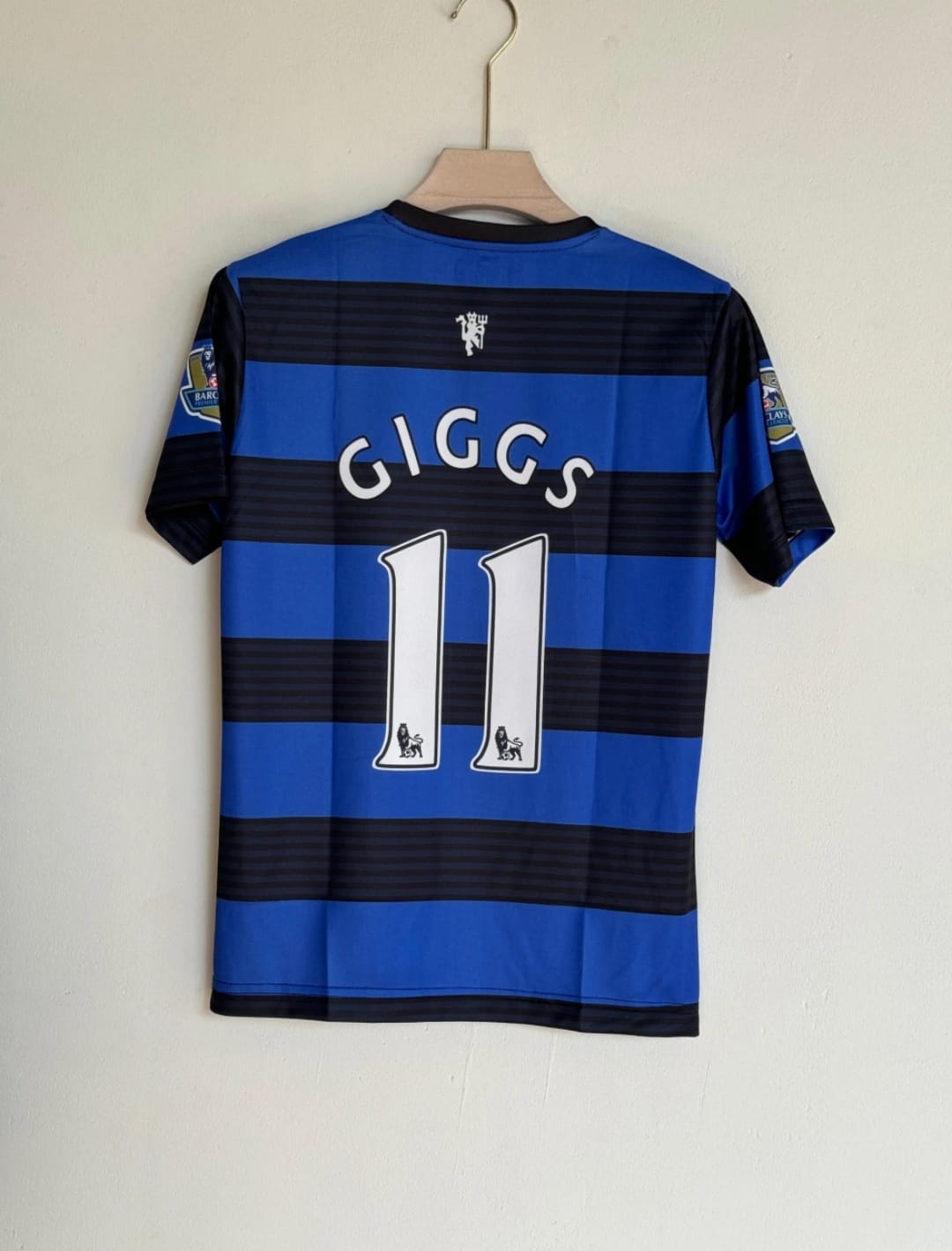GIGGS MAN UNITED 10-11 AWAY KIT