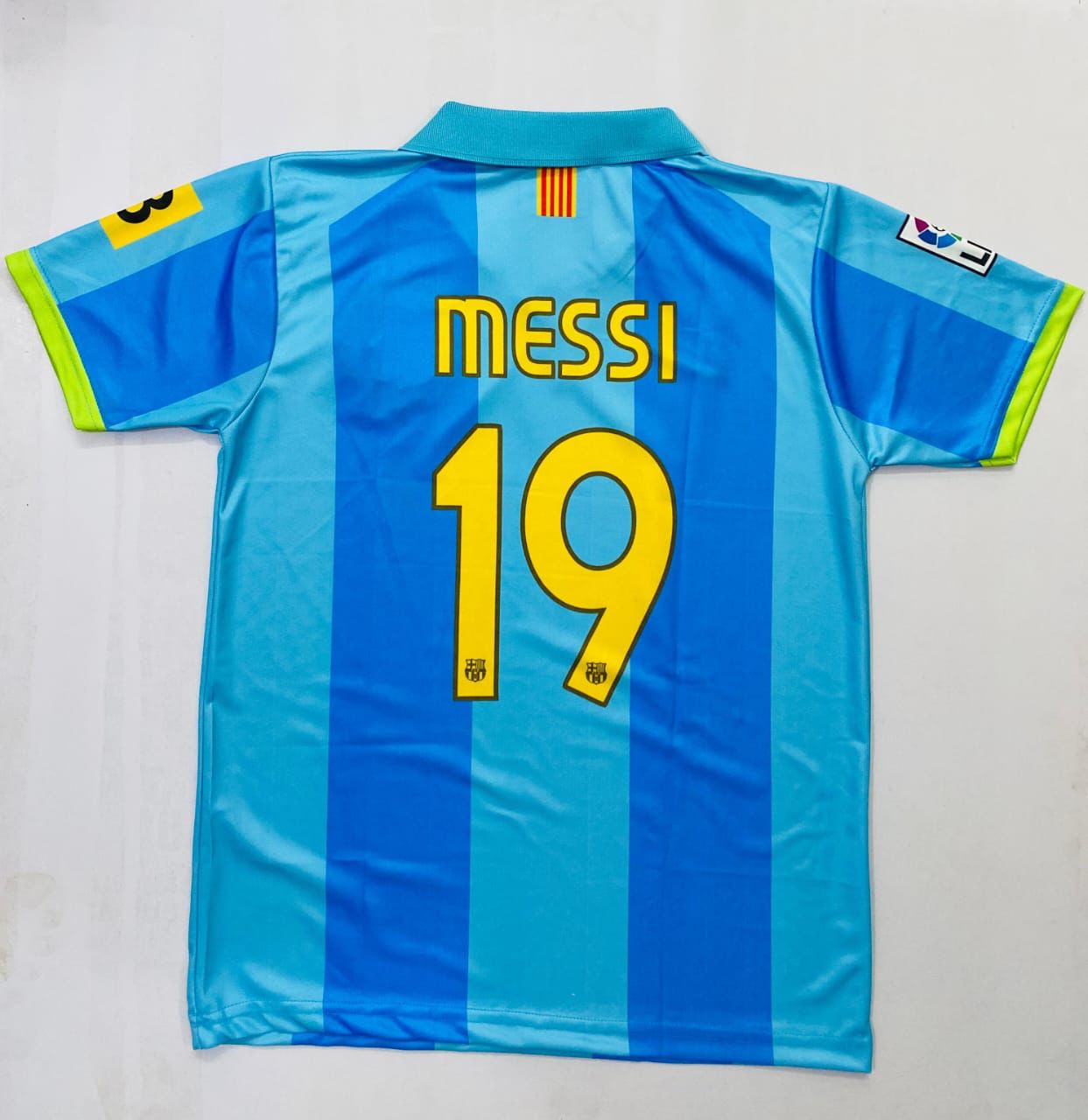 MESSI BARCA AWAY HALF SELVES KIT