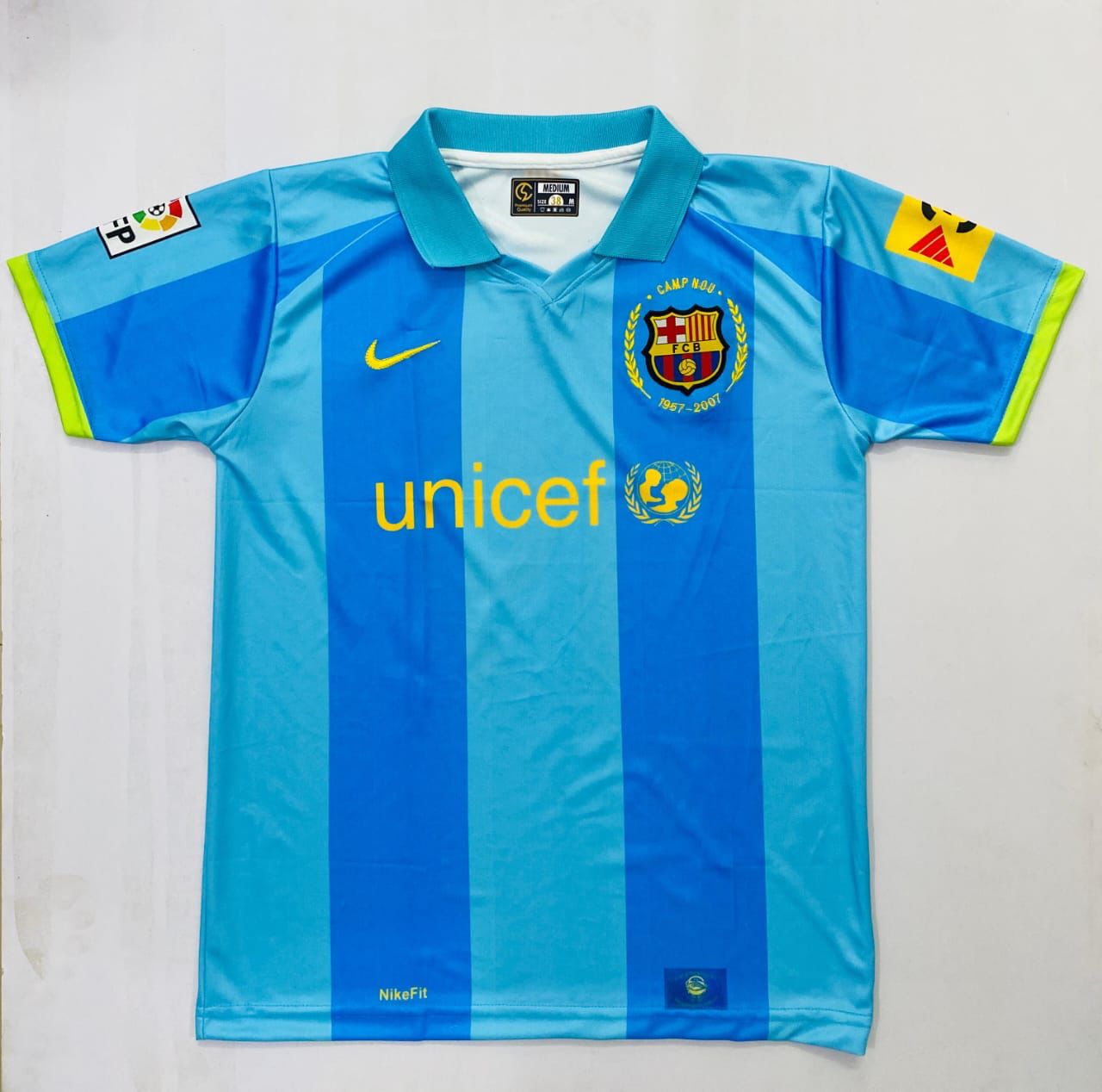 MESSI BARCA AWAY HALF SELVES KIT