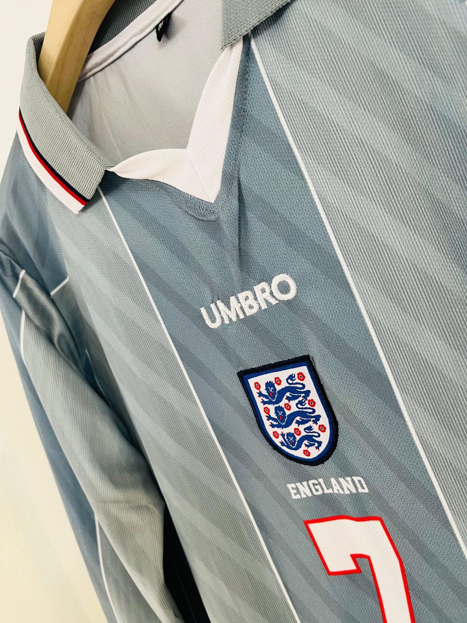 BECKHAM ENGLAND JERSEY EMBROIDERY