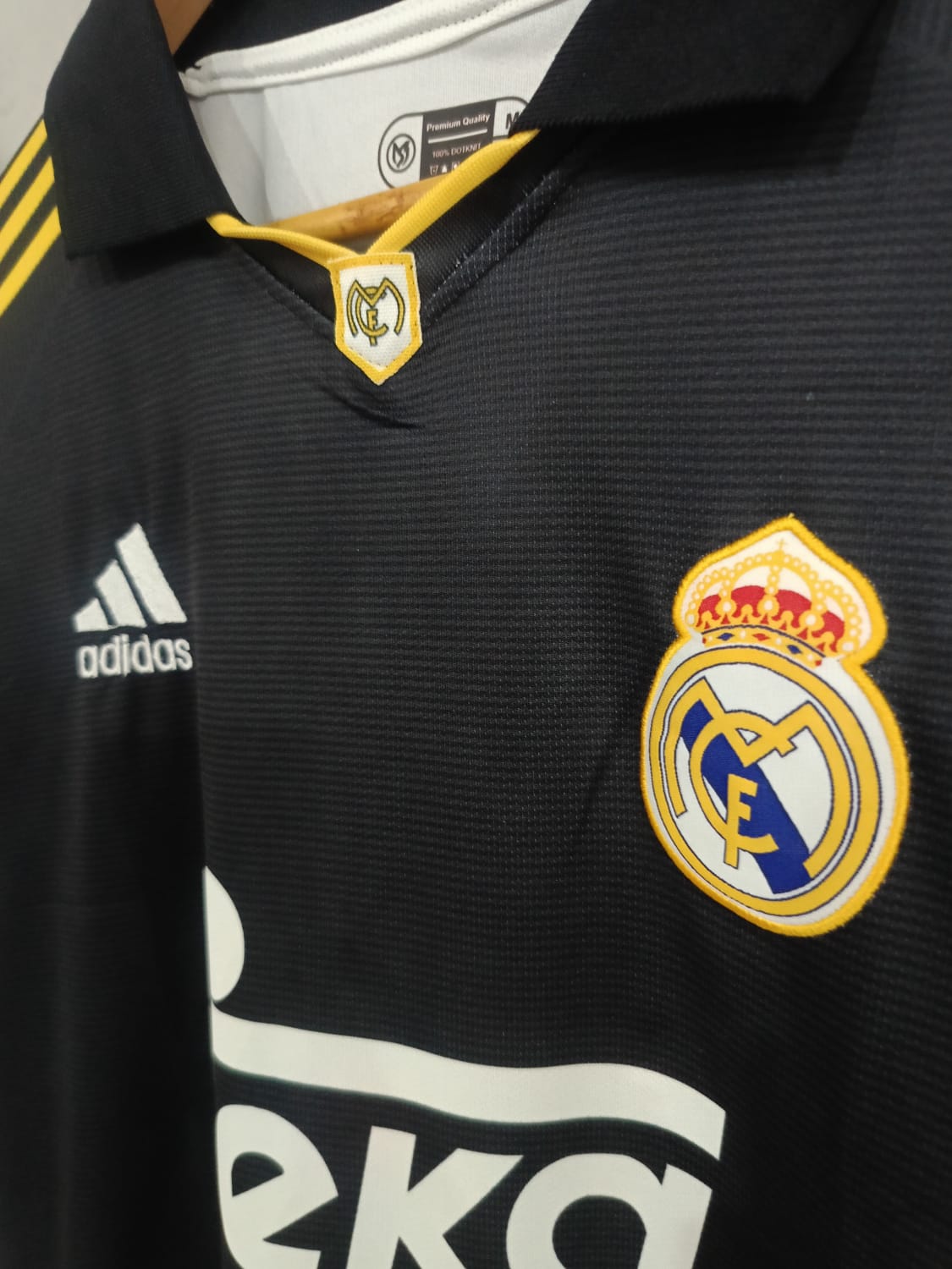 CARLOS REAL MADRID 99-00 AWAY KIT